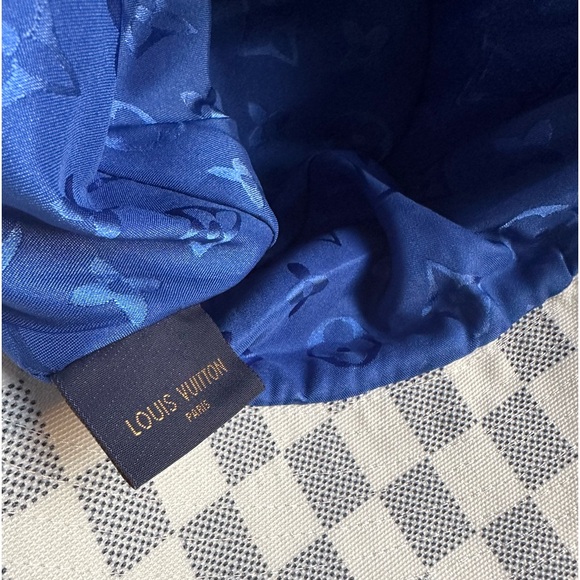LOUIS VUITTON Bob Azur Damier Checkered Navy Blue Ivory Bucket Hat S/M - Picture 5 of 10